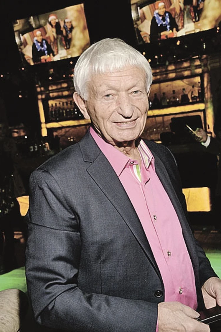 Агутин подарил внебрачной дочери квартиру: Артист мечтает о внуках