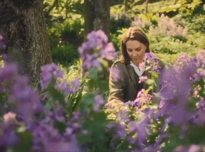 "Природа была моим убежищем". Кейт Миддлтон опубликовала видео, посвящённое весне, в котором рассказала, как природа помогала ей в борьбе с раком