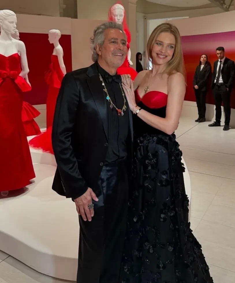 Наталья Водянова посетила выставку фонда Valentino в Риме