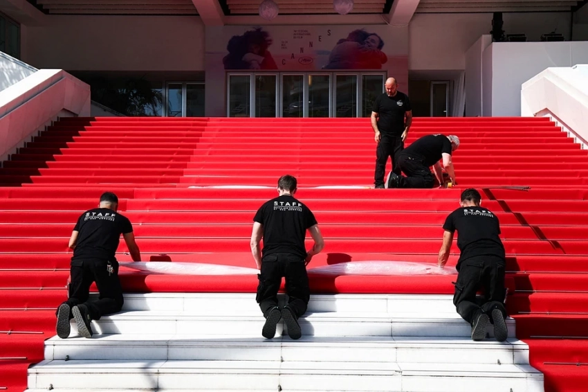 Пафосный мини-бизнес: сколько стоит попасть на красную дорожку Каннского кинофестиваля