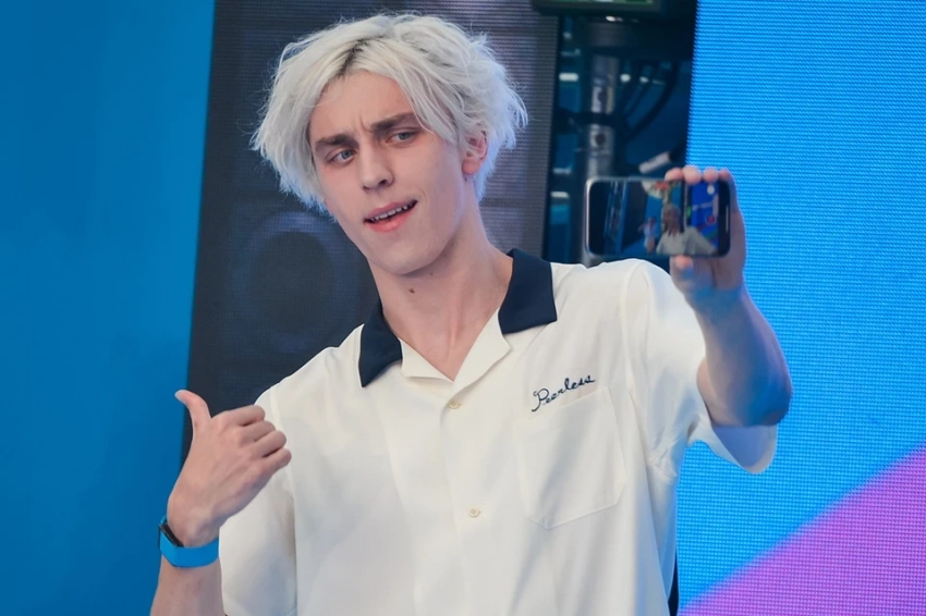 Черная полоса блогера Влад А4 не прекращается: с него требуют еще 4 млн рублей