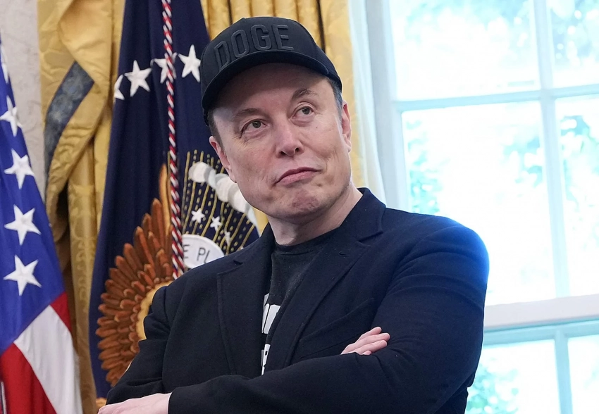 "Готов дать свою сперму любой желающей". Стало известно, что у Илона Маска есть ребёнок от японской поп-звезды