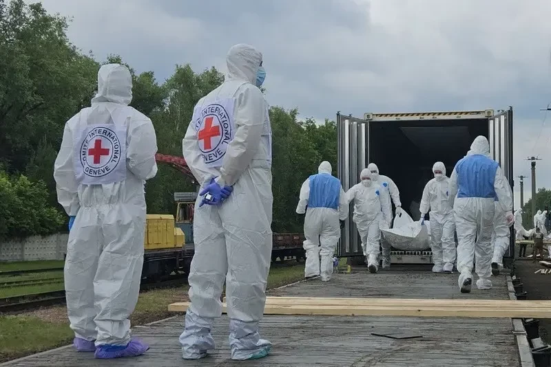 «1200 на 0»: Россия вернула Украине ещё 1200 тел украинских военных, не получив в ответ ни одного российского