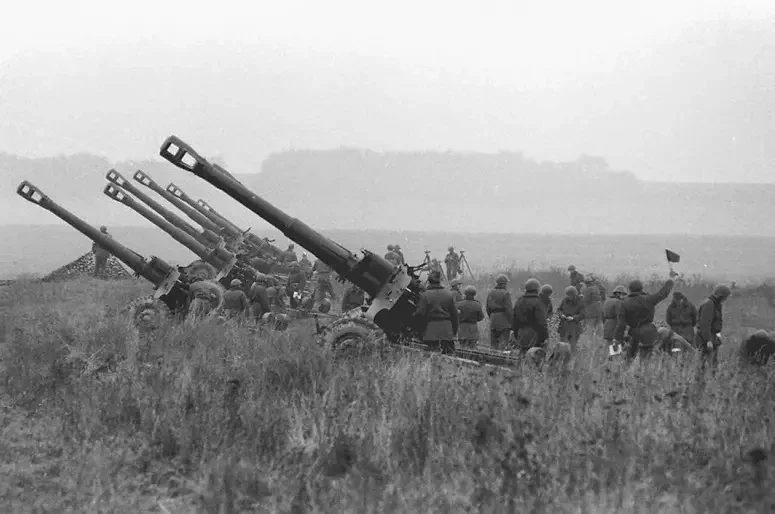 Западный взгляд на кризис в противостоянии советской брони и снаряда