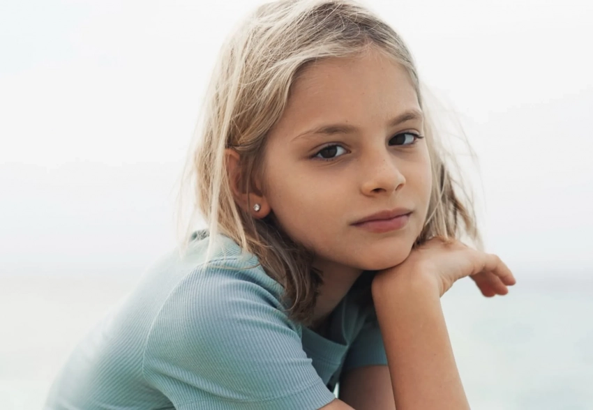 11-летняя дочь Тимати сыграла Плюшкина в спектакле по "Мёртвым душам"