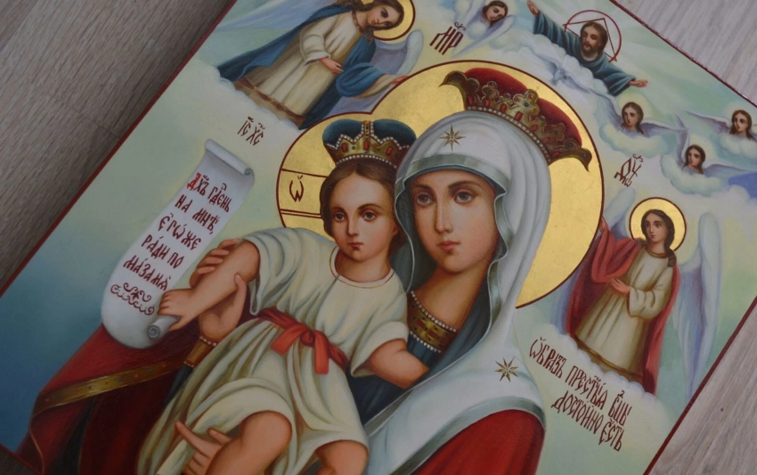 Что можно и что нельзя делать 24 и 25 июня, в праздник иконы «Достойно есть» и день памяти святых Петра Афонского и апостола Варнавы