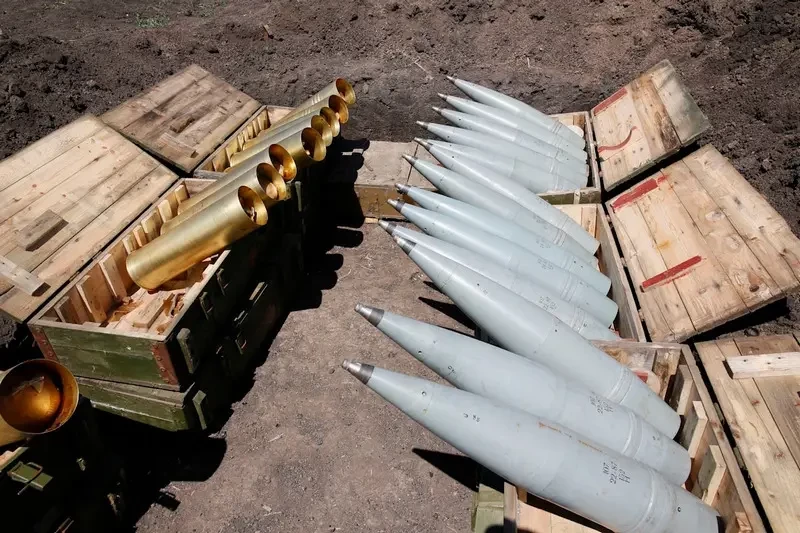 Азербайджан налаживает серийное производство артиллерийских снарядов «советских» калибров для Украины