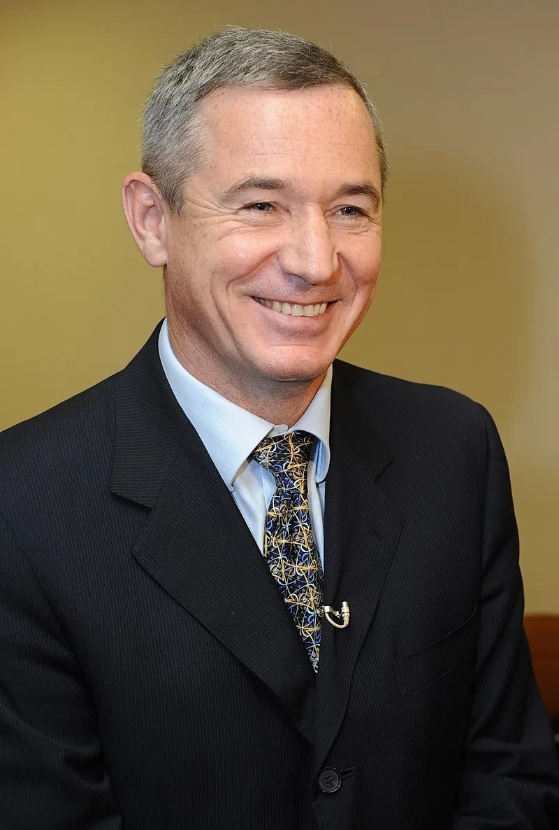 Миллиардер Игорь Макаров пожаловался, что вынужден летать на лоукостерах из-за санкций