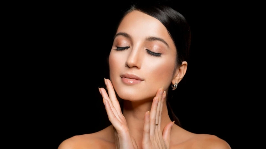 В чем секрет «дорогого лица» от визажистов, и как достичь эффекта бюджетными бьюти-средствами