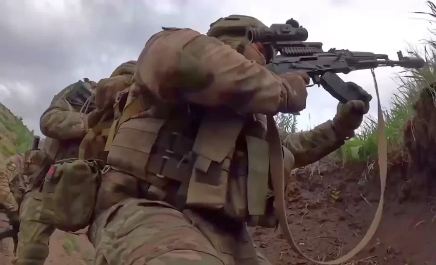 Ресурс ГУР МО Украины: ВС РФ в Серебрянском лесничестве разрезают на части оборону ВСУ