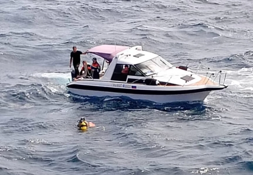 63-летняя замдиректора Минфина провела сутки в море из-за ошибки инструктора по дайвингу