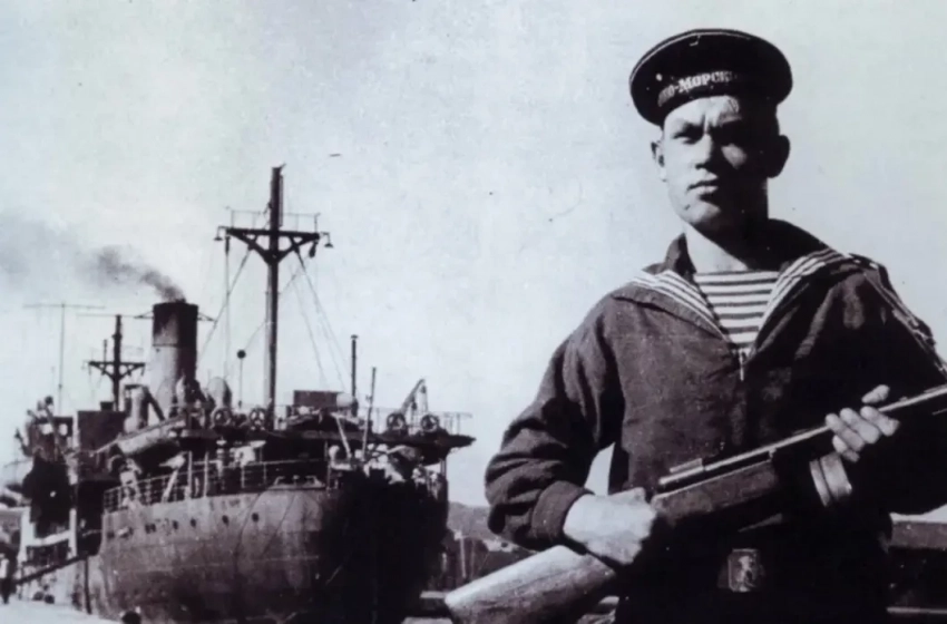 День рождения русской тельняшки