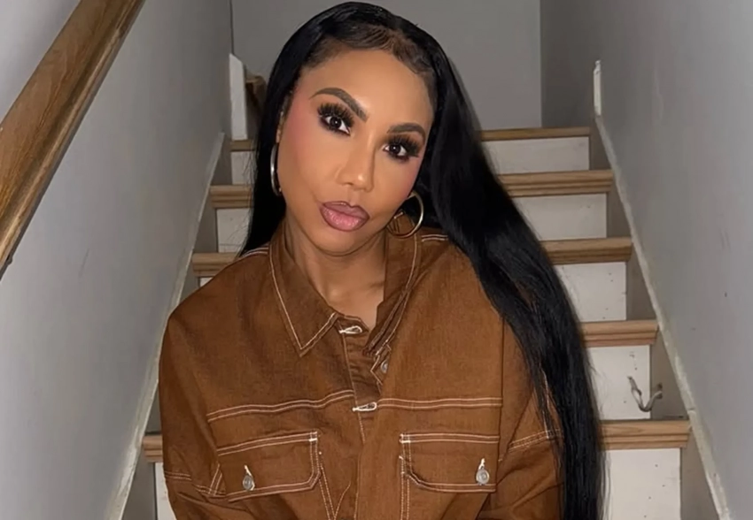 Младшую сестру Тони Брэкстон нашли в луже крови с переломом носа и выбитыми зубами — она не знает, что с ней случилось