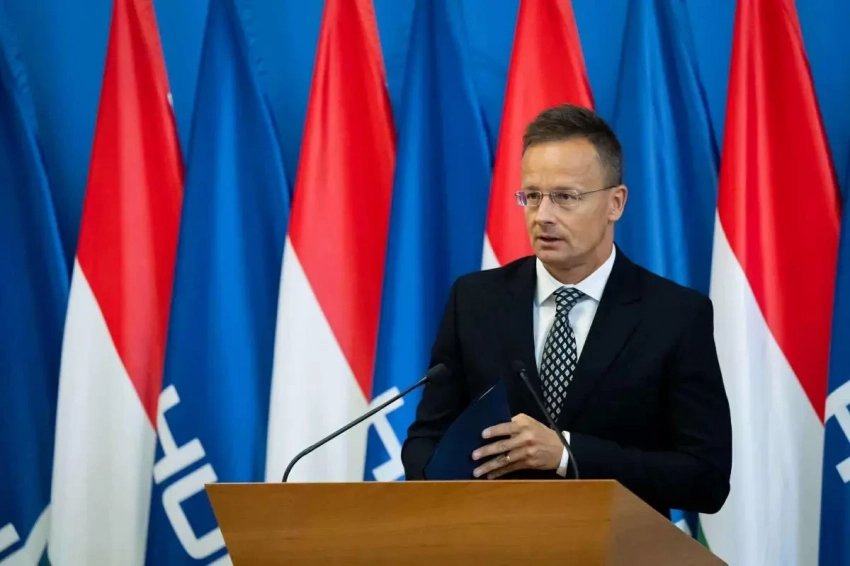 Украинский боевик «Мадьяр» осыпал угрозами главу МИД Венгрии