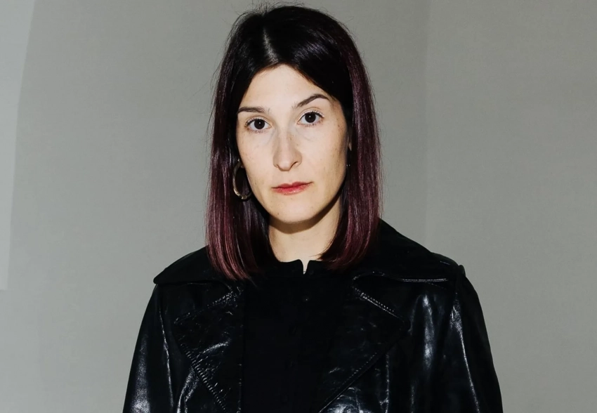 Саша Сулим, Ксения Чилингарова, Маргарита Пушкина на открытии выставки "Необычный предмет"