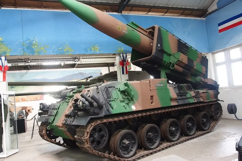 ФРГ может вложиться в расширение ядерного арсенала Британии и Франции