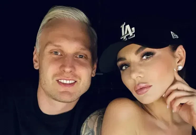 "Брачного договора не существует. Это фикция". Адвокат семьи покойного Яниса Тиммы обвинила Анну Седокову в мошенничестве