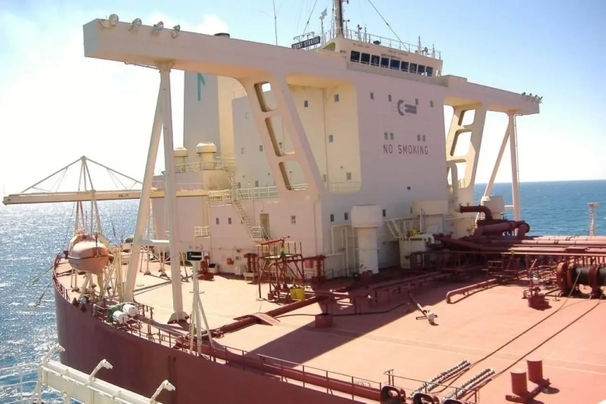 Bloomberg: юани и дирхамы помогают Индии закупать нефть РФ в обход санкций США