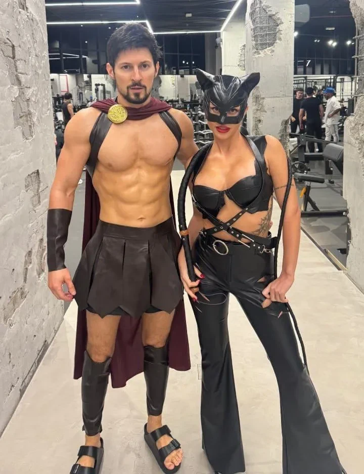 Павел Дуров отдыхает в Италии со своей девушкой Юлией Вавиловой