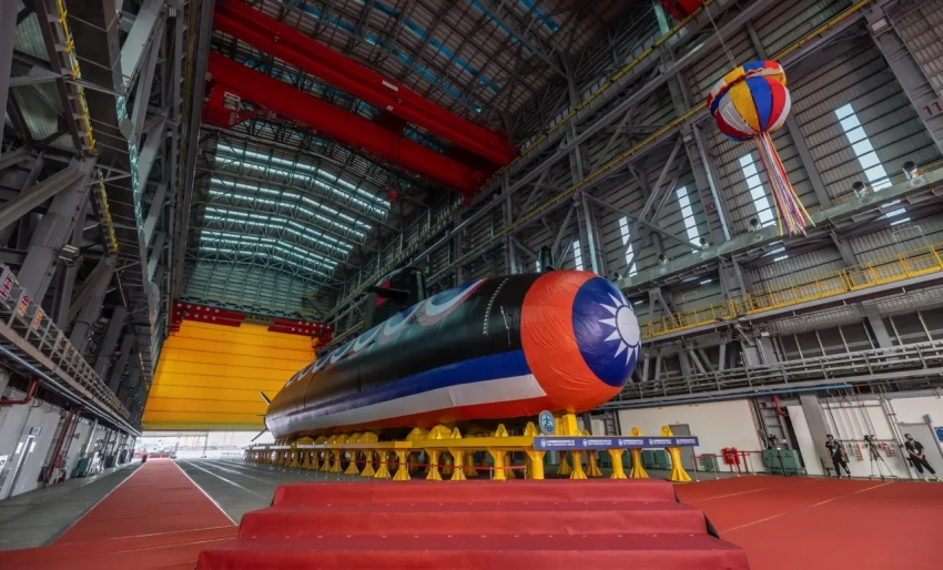 «Использует гражданские генераторы»: проблемы с «национальной» подлодкой Тайваня