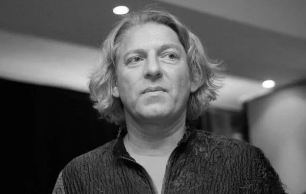 Скончался режиссёр и телеведущий Александр Олейников