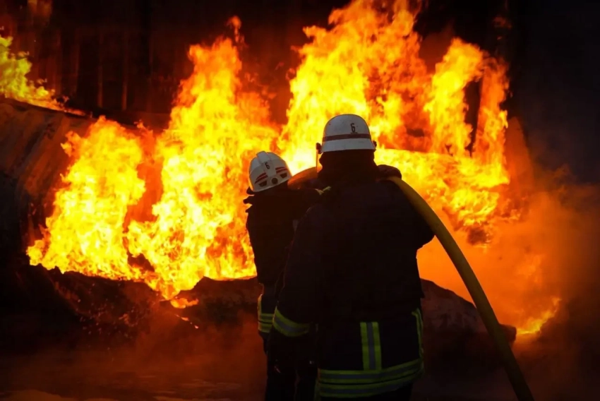 Удары нанесены по целям в районе Маяков, Эсхара, а также в Харькове