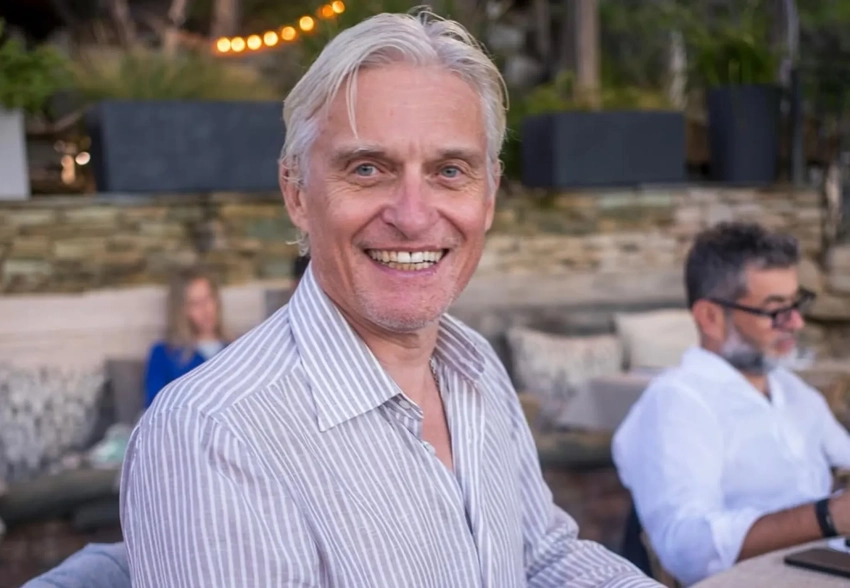 Олег Тиньков* посоветовал россиянам заработать 1 млн евро, чтобы уехать из страны