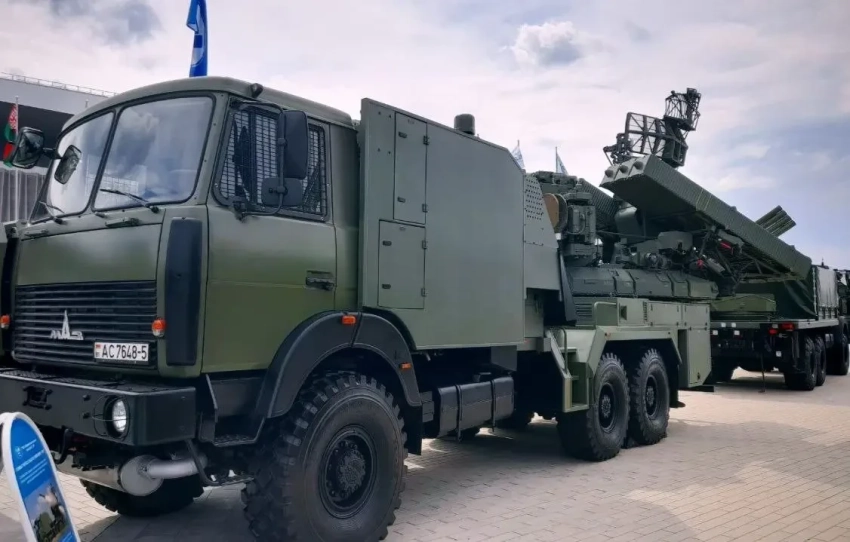 В войска ПВО Беларуси стали поступать модернизированные ЗРК «Оса 9А33-2Б»