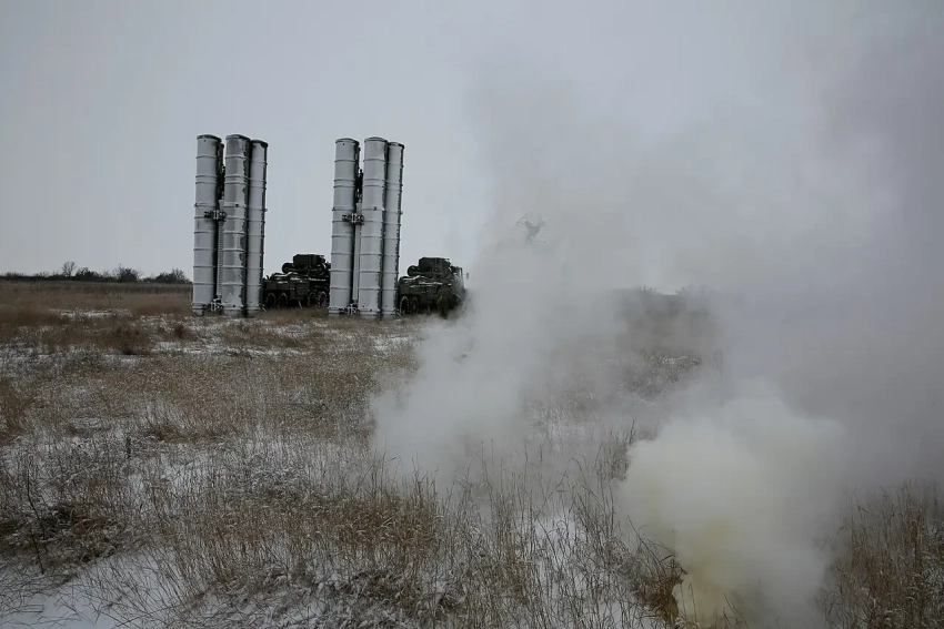 Противник: во время ночной атаки ВС РФ применяли ракеты-мишени РМ-48У