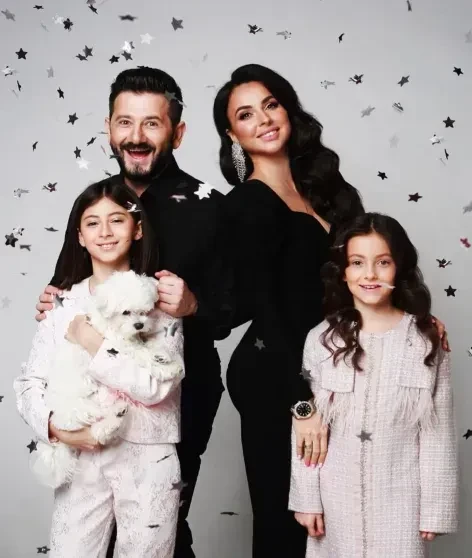 Стала известна личность новой возлюбленной Михаила Галустяна