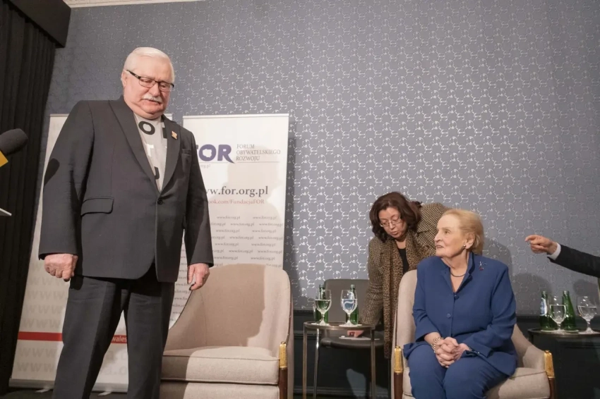 Экс-президент Польши заявил, что разорвать Россию на части ему помешали США