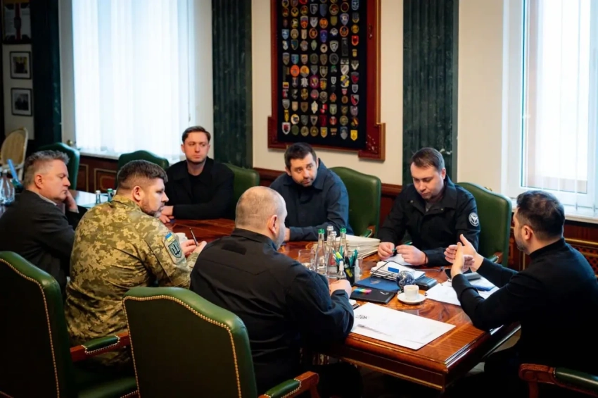 И за две недели до 4-летия СВО руководство Украины не чувствует себя в опасности