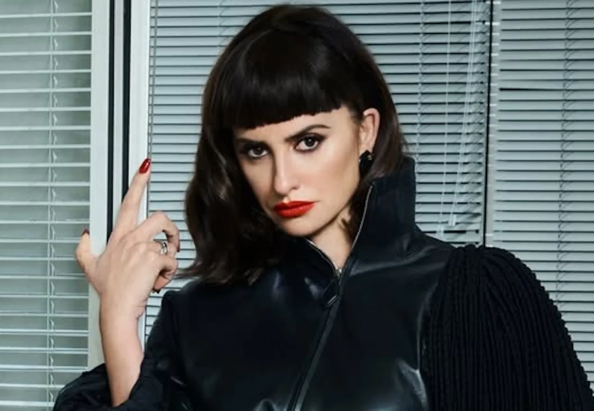 51-летняя Пенелопа Крус снялась в коже и микрошортах для глянца