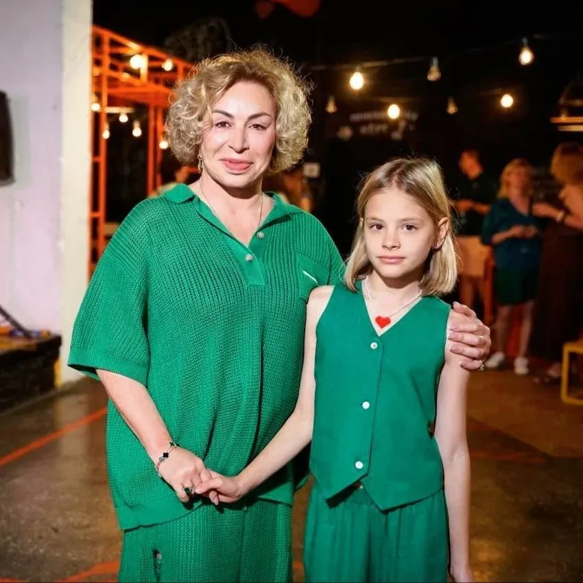 "Ты всегда будешь самой любимой". Мать Тимати обратилась к внучке Алисе в день её рождения